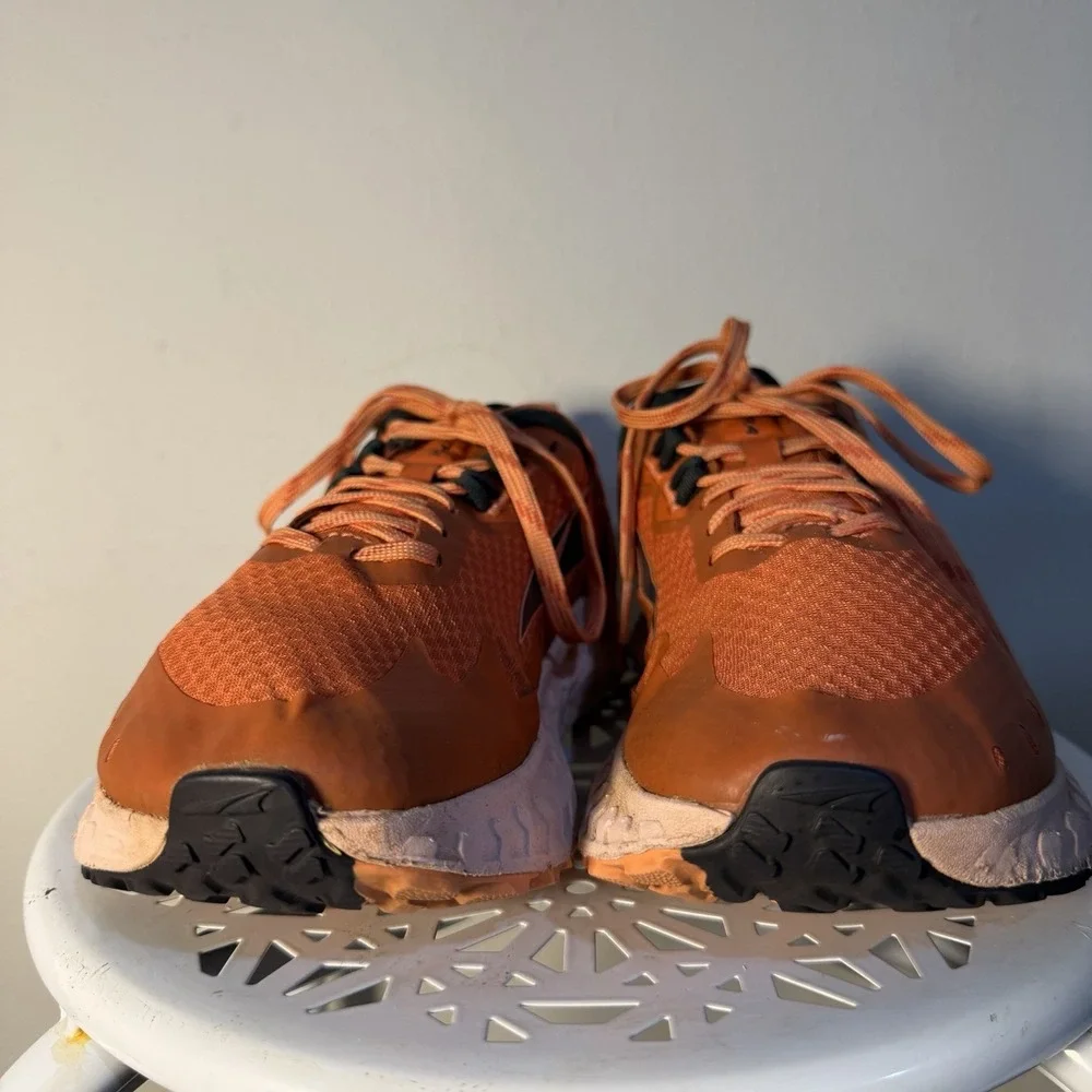 Altra Outroad Sneaker Women's 9 Red Orange Trail Running Shoes AL0A7R72680